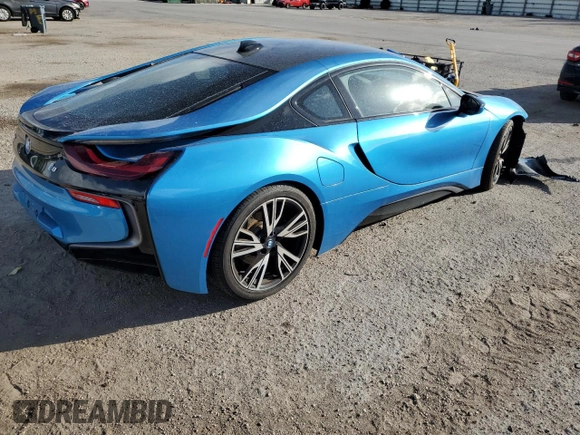 2016 BMW i8 z VIN WBY2Z2C54GV675234, wystawiony jako Copart lot #74126583 z przebiegiem 6272 mil mil oraz Szkody całkowita. Historia ofert i sprzedaży dostępna na DreamBid. Obrazek 3.