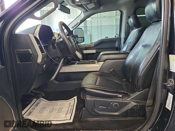 2019 Ford F-250 XL z VIN 1FT7W2BT0KED41596, wystawiony jako IAAI lot #42785422 z przebiegiem 246 034 mil mil oraz . Historia ofert i sprzedaży dostępna na DreamBid. Obrazek 37.