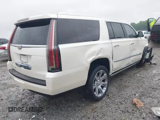 2015 Cadillac Escalade ESV Premium z VIN 1GYS4TKJ6FR708255, wystawiony jako IAAI lot #42244621 z przebiegiem 31 407 mil mil oraz . Historia ofert i sprzedaży dostępna na DreamBid. Obrazek 4.