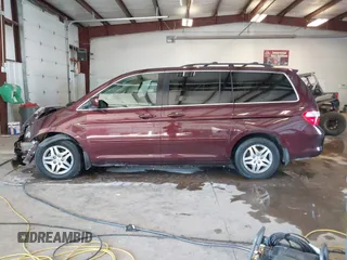 2007 Honda Odyssey EX-L with VIN 5FNRL38727B066885, listed as a IAAI auction lot 41317374 with 220,243 mi miles. Bid and sale history available at carsss.com. Image 14.