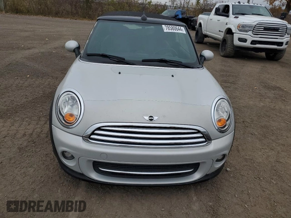 2012 MINI Convertible with VIN WMWZN3C57CT135185, listed as a Copart auction lot 78580644 with 83,027 mi miles and Salvage Title. Bid and sale history available at DreamBid. Image 5.