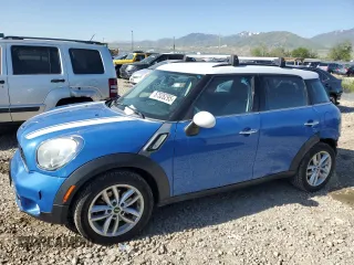 2014 MINI Countryman S z VIN WMWZC3C59EWP25119, wystawiony jako Copart lot #57526295 z przebiegiem 99 645 mil mil oraz Szkoda całkowita • Salvage title. Historia ofert i sprzedaży dostępna na DreamBid. Obrazek 1.