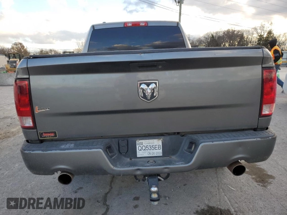 2013 Ram 1500 Express z VIN 1C6RR6FT2DS673827, wystawiony jako Copart lot #84714674 z przebiegiem 259 150 mil mil oraz Czysty tytuł • Clean title. Historia ofert i sprzedaży dostępna na DreamBid. Obrazek 6.