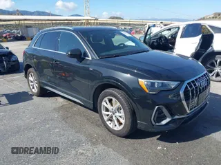 2022 Audi Q3 S line Premium z VIN WA1DECF35N1114190, wystawiony jako IAAI lot #41479757 z przebiegiem 38 979 mil mil oraz . Historia ofert i sprzedaży dostępna na DreamBid. Obrazek 1.