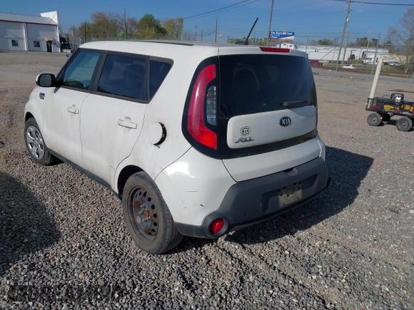 2015 Kia Soul with VIN KNDJN2A20F7808902, listed as a IAAI auction lot 42067299 with 156,908 mi miles. Bid and sale history available at carsss.com. Image 3.