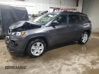 2022 Jeep Compass Latitude with VIN 3C4NJCBB1NT189125, listed as a Copart auction lot 49961065 with 39,934 mi miles and Salvage Title. Bid and sale history available at carsss.com. Image 1.