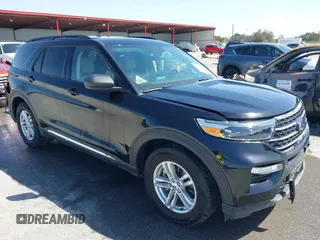 2023 Ford Explorer XLT with VIN 1FMSK7DH0PGB25363, listed as a IAAI auction lot 41783475 with 39,611 mi miles. Bid and sale history available at carsss.com. Image 1.