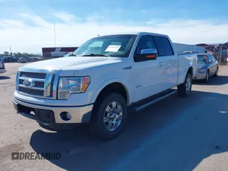 2011 Ford F-150 XLT z VIN 1FTFW1ET2BFC65701, wystawiony jako IAAI lot #42598794 z przebiegiem 209 676 mil mil oraz . Historia ofert i sprzedaży dostępna na DreamBid. Obrazek 18.