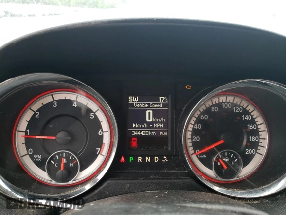 2017 Dodge Grand Caravan Crew Plus with VIN 2C4RDGDG9HR717770, listed as a Copart auction lot 41867825 with 344,420 mi miles and Salvage Title. Bid and sale history available at DreamBid. Image 9.