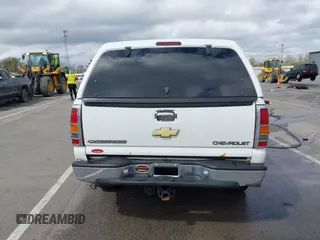 2001 Chevrolet Silverado 1500 LS with VIN 1GCEK19T21E163207, listed as a IAAI auction lot 42059312 with 253,281 mi miles and . Bid and sale history available at DreamBid. Image 16.