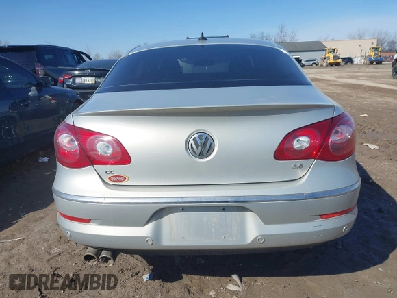 2010 Volkswagen CC with VIN WVWEU7ANXAE541722, listed as a IAAI auction lot 41825628 with 84,426 mi miles and . Bid and sale history available at DreamBid. Image 16.
