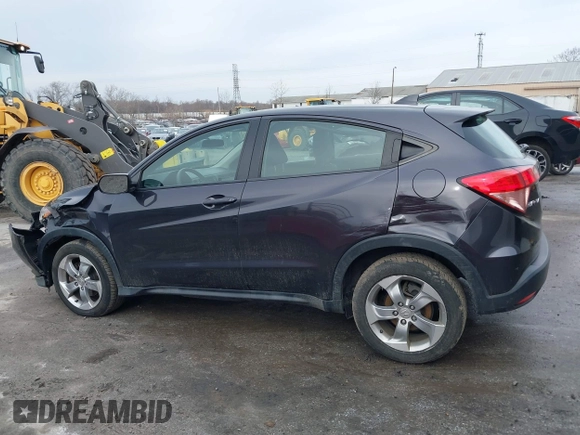 2017 Honda HR-V LX with VIN 3CZRU6H3XHM714198, listed as a IAAI auction lot 41490988 with 122,643 mi miles. Bid and sale history available at carsss.com. Image 14.
