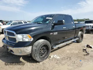 2014 Ram 1500 Big Horn z VIN 1C6RR7TT5ES261106, wystawiony jako Copart lot #43386725 z przebiegiem 217 823 mil mil oraz Szkody całkowita. Historia ofert i sprzedaży dostępna na DreamBid. Obrazek 1.
