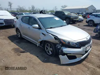 2015 Kia Optima LX z VIN 5XXGM4A78FG375096, wystawiony jako IAAI lot #42007782 z przebiegiem 118 139 mil mil oraz . Historia ofert i sprzedaży dostępna na DreamBid. Obrazek 1.