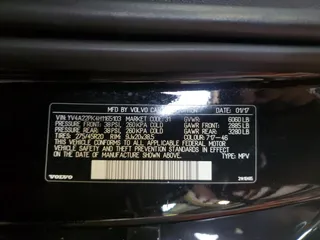 2017 Volvo XC90 Momentum with VIN YV4A22PK4H1165103, listed as a Copart auction lot 59470585 with 76,313 mi miles and Salvage title. Bid and sale history available at DreamBid. Image 13.