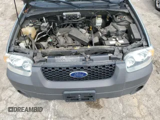 2005 Ford Escape XLT с VIN 1FMYU031X5DA20800, выставлен на аукционе Copart как лот 60664585 с пробегом 152 874 миль миль и Чистый • Clean title. История ставок и продаж доступна на DreamBid. Изображение 12.