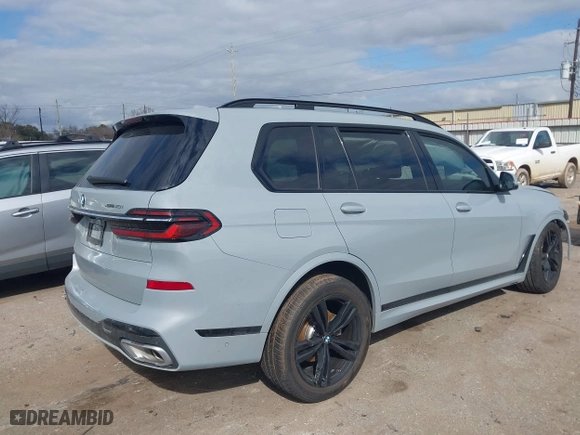 2025 BMW X7 xDrive40i with VIN 5UX23EM01S9W23566, listed as a IAAI auction lot 41490415 with 8,144 mi miles. Bid and sale history available at carsss.com. Image 4.
