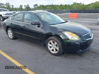 2009 Nissan Altima 2.5 S with VIN 1N4AL21E19C105195, listed as a IAAI auction lot 41952278 with 244,566 mi miles. Bid and sale history available at carsss.com. Image 1.