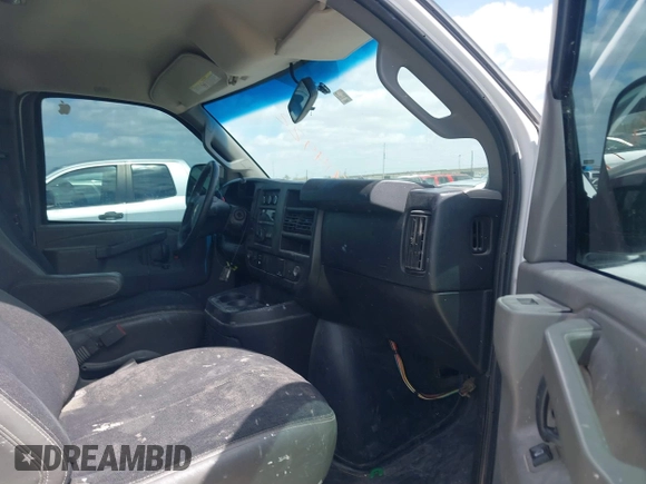 2018 Chevrolet Express Cargo Van with VIN 1GCWGAFG8J1906084, listed as a IAAI auction lot 41814922 with 162,977 mi miles. Bid and sale history available at carsss.com. Image 5.