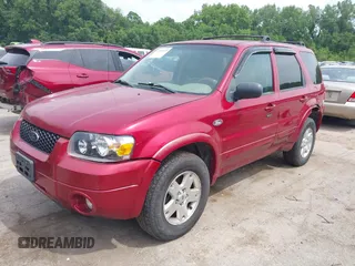 2007 Ford Escape Limited with VIN 1FMYU94197KA34124, listed as a IAAI auction lot 42483070 with 197,046 mi miles and . Bid and sale history available at DreamBid. Image 2.