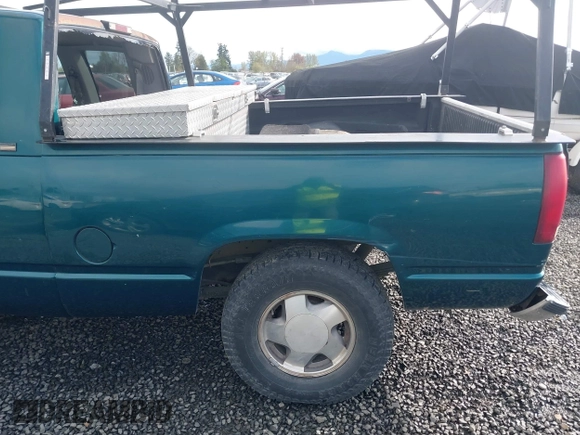 1997 Chevrolet Silverado 1500 with VIN 1GCEK19RXVE110345, listed as a IAAI auction lot 41911626 with 261,908 mi miles and . Bid and sale history available at DreamBid. Image 19.
