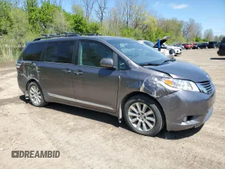 2015 Toyota Sienna Limited z VIN 5TDDK3DCXFS114353, wystawiony jako Copart lot #54853855 z przebiegiem 162 633 mil mil oraz Tytuł czysty. Historia ofert i sprzedaży dostępna na DreamBid. Obrazek 4.