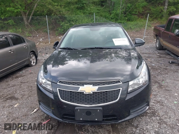 2014 Chevrolet Cruze 1LT with VIN 1G1PC5SB7E7336172, listed as a IAAI auction lot 42105588 with 92,938 mi miles and . Bid and sale history available at DreamBid. Image 6.