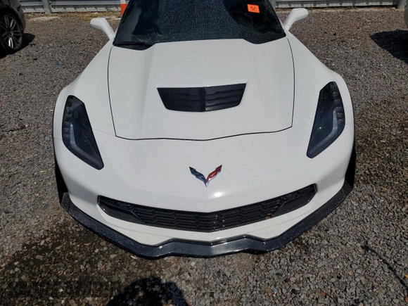 2016 Chevrolet Corvette Z06 3LZ z VIN 1G1YU2D63G5600213, wystawiony jako Copart lot #55493685 z przebiegiem Nie podano mil oraz Nie do naprawy • Non repairable. Historia ofert i sprzedaży dostępna na DreamBid. Obrazek 11.