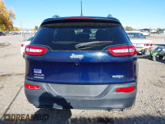 2016 Jeep Cherokee Latitude with VIN 1C4PJMCS1GW188728, listed as a IAAI auction lot 40656265 with 91,002 mi miles and . Bid and sale history available at DreamBid. Image 17.