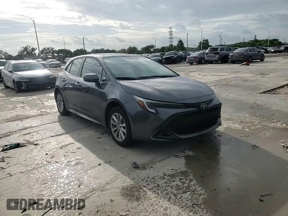 2025 Toyota Corolla Hatchback SE with VIN JTND4MBEXS3233984, listed as a Copart auction lot 73129614 with 4,581 mi miles and Salvage Title. Bid and sale history available at carsss.com. Image 11.