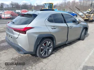 2019 Lexus UX 250h с VIN JTHU9JBH0K2002546, выставлен на аукционе IAAI как лот 41968823 с пробегом 77 014 миль миль и . История ставок и продаж доступна на DreamBid. Изображение 4.