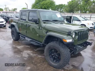 2021 Jeep Gladiator Willys with VIN 1C6HJTAG1ML568394, listed as a IAAI auction lot 41895672 with 59,015 mi miles. Bid and sale history available at carsss.com. Image 1.