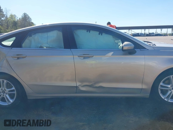 2018 Ford Fusion SE with VIN 3FA6P0H77JR190121, listed as a IAAI auction lot 41866610 with 156,553 mi miles. Bid and sale history available at carsss.com. Image 14.
