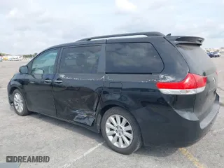 2011 Toyota Sienna XLE AAS with VIN 5TDYK3DC2BS150565, listed as a IAAI auction lot 41845965 with NaN miles. Bid and sale history available at carsss.com. Image 6.