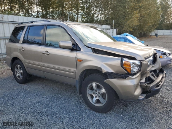 2006 Honda Pilot EX-L with VIN 5FNYF28586B048997, listed as a Copart auction lot 71120924 with 215,080 mi miles and Salvage Title. Bid and sale history available at carsss.com. Image 4.