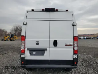2022 Ram ProMaster Cargo with VIN 3C6LRVDG6NE110192, listed as a Copart auction lot 47026385 with 27,000 mi miles and Clean Title. Bid and sale history available at carsss.com. Image 6.