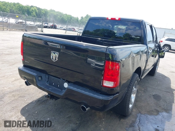 2017 Ram 1500 Express z VIN 3C6RR6KTXHG783074, wystawiony jako IAAI lot #42139881 z przebiegiem 158 633 mil mil oraz . Historia ofert i sprzedaży dostępna na DreamBid. Obrazek 4.