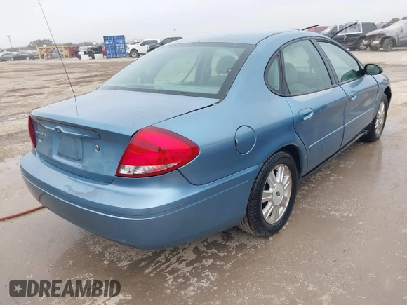 2006 Ford Taurus with VIN 1FAHP56U96A216511, listed as a IAAI auction lot 41449371 with Not provided miles and . Bid and sale history available at DreamBid. Image 4.