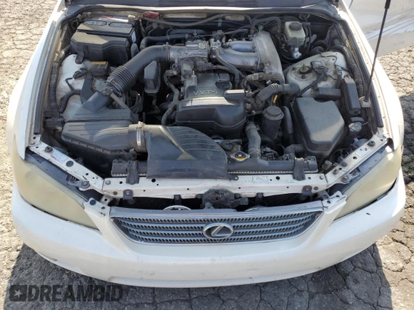 2001 Lexus IS 300/350 z VIN JTHBD182110029807, wystawiony jako Copart lot #56356605 z przebiegiem 157 141 mil mil oraz Szkody całkowita. Historia ofert i sprzedaży dostępna na DreamBid. Obrazek 11.
