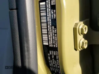2015 Jeep Renegade Latitude z VIN ZACCJBBT3FPB87492, wystawiony jako Copart lot #56017335 z przebiegiem 112 084 mil mil oraz Szkoda całkowita • Salvage title. Historia ofert i sprzedaży dostępna na DreamBid. Obrazek 13.