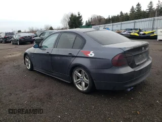 2008 BMW 3 Series 328xi z VIN WBAVC93518KZ72728, wystawiony jako Copart lot #84082564 z przebiegiem 410 050 mil mil oraz Szkoda całkowita • Salvage title. Historia ofert i sprzedaży dostępna na DreamBid. Obrazek 2.