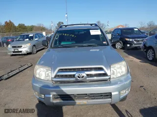 2005 Toyota 4Runner SR5 with VIN JTEBU14R650067166, listed as a IAAI auction lot 41760084 with 195,973 mi miles. Bid and sale history available at carsss.com. Image 13.