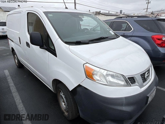 2015 Nissan NV200 SV with VIN 3N6CM0KN1FK705057, listed as a IAAI auction lot 42125312 with 129,740 mi miles. Bid and sale history available at carsss.com. Image 1.