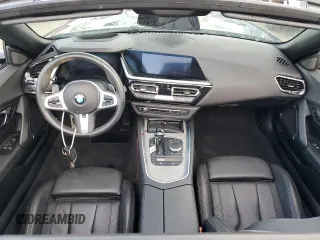 2020 BMW Z4 sDriveM40i with VIN WBAHF9C08LWW33054, listed as a Copart auction lot 73803034 with 0 mi miles and Non Repairable. Bid and sale history available at carsss.com. Image 8.