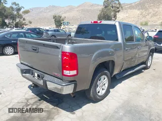 2012 GMC Sierra 1500 SLE z VIN 3GTP1VE01CG217140, wystawiony jako IAAI lot #42503838 z przebiegiem 237 912 mil mil oraz . Historia ofert i sprzedaży dostępna na DreamBid. Obrazek 4.