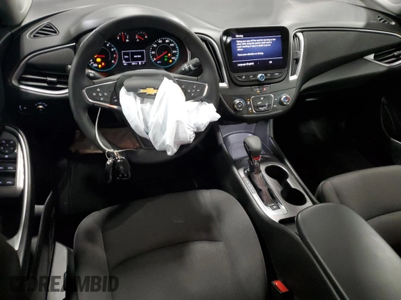 2024 Chevrolet Malibu RS with VIN 1G1ZG5ST4RF213186, listed as a Copart auction lot 47142985 with 8,984 mi miles and Salvage Title. Bid and sale history available at DreamBid. Image 8.