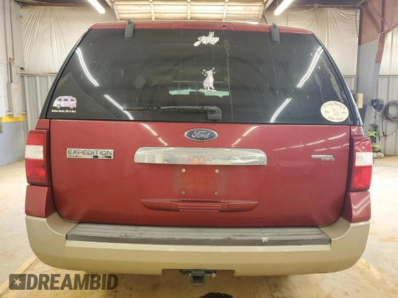 2007 Ford Expedition Max Eddie Bauer z VIN 1FMFK175X7LA18795, wystawiony jako Copart lot #54009945 z przebiegiem 230 646 mil mil oraz Szkoda całkowita • Salvage title. Historia ofert i sprzedaży dostępna na DreamBid. Obrazek 6.