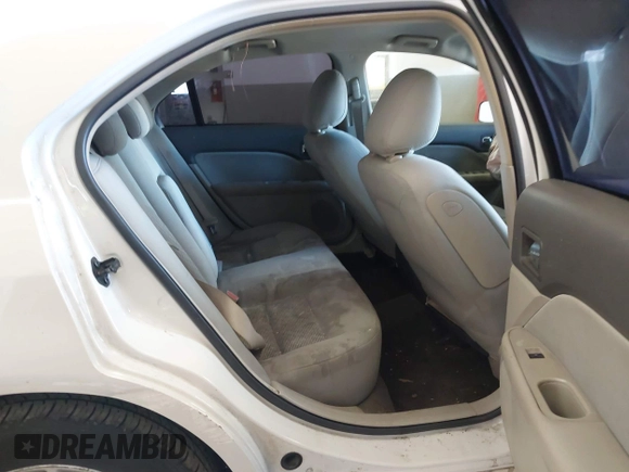 2010 Ford Fusion S with VIN 3FAHP0GA9AR180356, listed as a IAAI auction lot 41662335 with 171,048 mi miles. Bid and sale history available at carsss.com. Image 8.