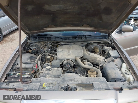 2004 Mercury Grand Marquis GS with VIN 2MEFM74W94X671873, listed as a IAAI auction lot 42130841 with 92,757 mi miles and . Bid and sale history available at DreamBid. Image 10.
