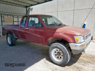 1990 Toyota Pickup DLX z VIN JT4VN13D5L5037936, wystawiony jako Copart lot #57442565 z przebiegiem 311 903 mil mil oraz Czysty tytuł • Clean title. Historia ofert i sprzedaży dostępna na DreamBid. Obrazek 4.